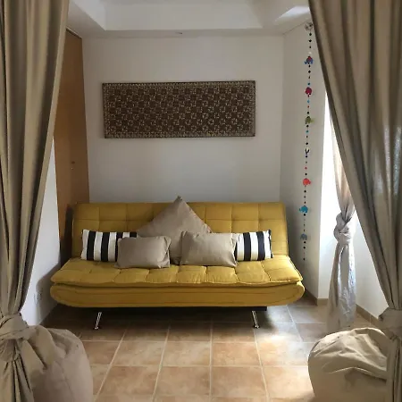 La Petite Maison Hébergement de vacances *