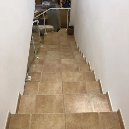 Semesterbostad La Petite Maison *